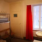 Weisses Roessli Hotel 2*