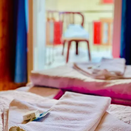 Weisses Roessli Hotel