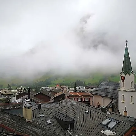 Hotel Weisses Roessli 2*