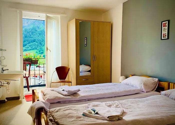 Weisses Roessli 2* 洛伊克巴德