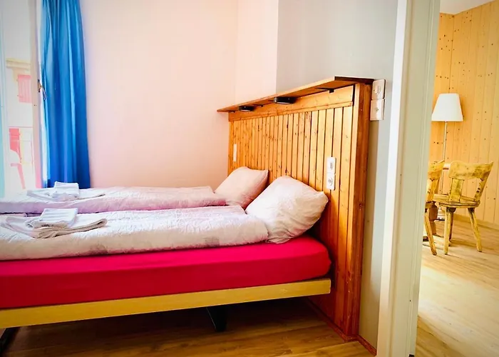 Weisses Roessli מלון 2*