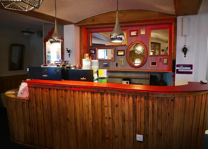 酒店 Weisses Roessli