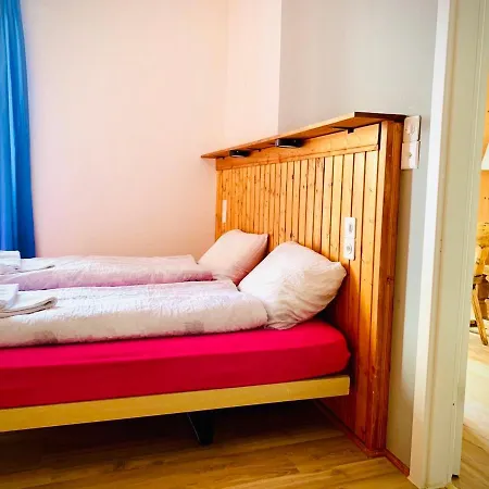 Weisses Roessli Hotel 2*