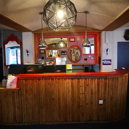 Weisses Roessli Hotel 2*