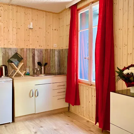 Weisses Roessli Leukerbad