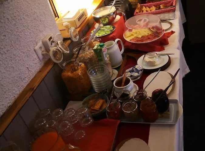 Hotel Weisses Roessli 2*